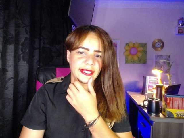 danielle-rose live cam on BongaCams