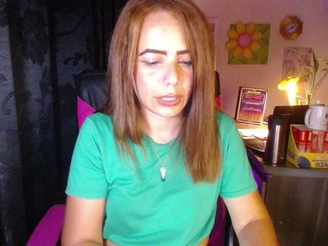 danielle-rose live cam on BongaCams
