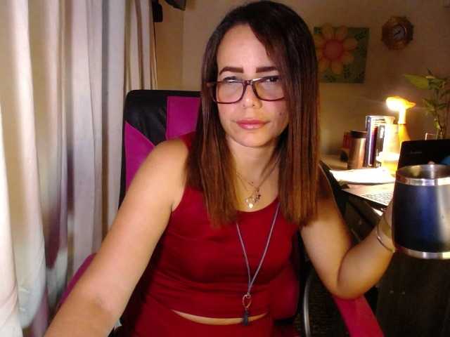 danielle-rose live cam on BongaCams