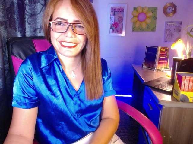danielle-rose live cam on BongaCams