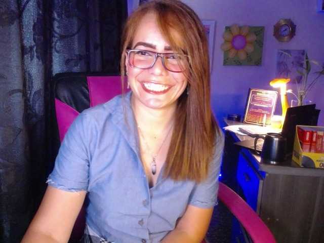 danielle-rose live cam on BongaCams