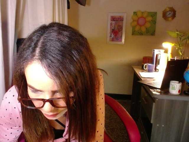 danielle-rose live cam on BongaCams