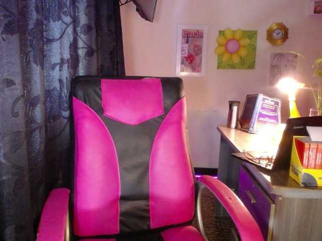 danielle-rose live cam on BongaCams