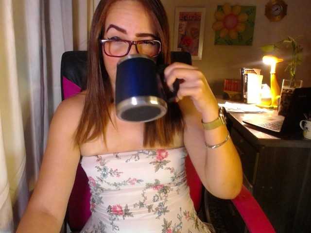 danielle-rose live webcam show