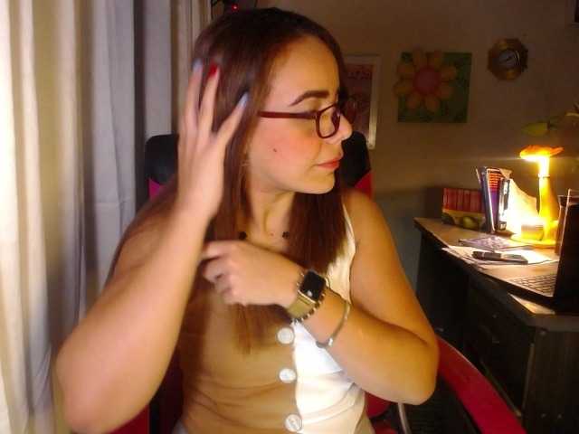 danielle-rose Cam en direct sur BongaCams