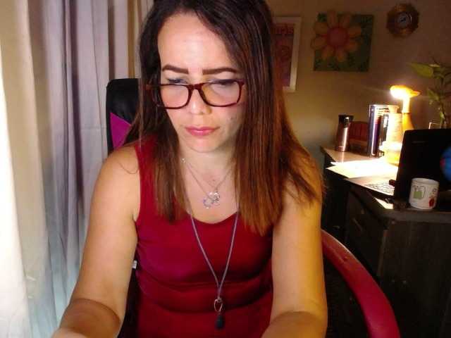 danielle-rose live cam on BongaCams