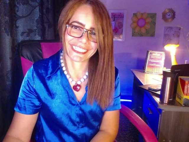 danielle-rose live cam on BongaCams