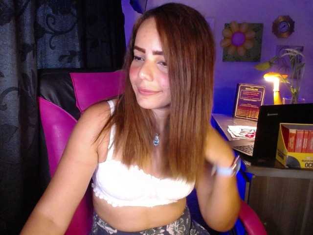 danielle-rose live cam on BongaCams