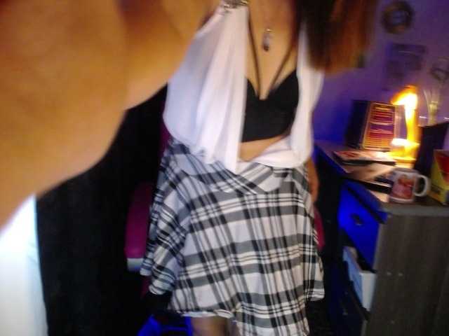 danielle-rose live cam on BongaCams