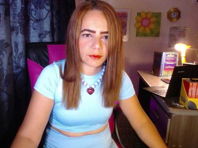 danielle-rose live cam preview
