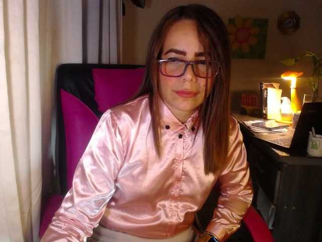danielle-rose live cam on BongaCams