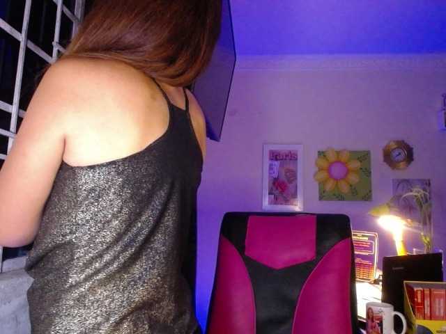 danielle-rose live cam on BongaCams