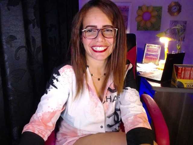 danielle-rose live cam on BongaCams