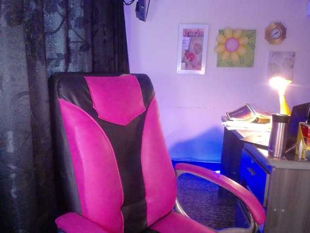 danielle-rose live cam on BongaCams