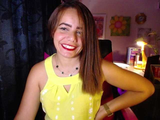 danielle-rose live cam on BongaCams