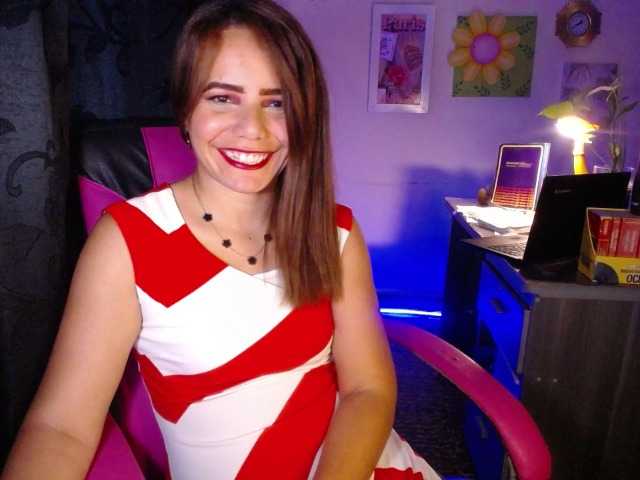 danielle-rose live cam on BongaCams