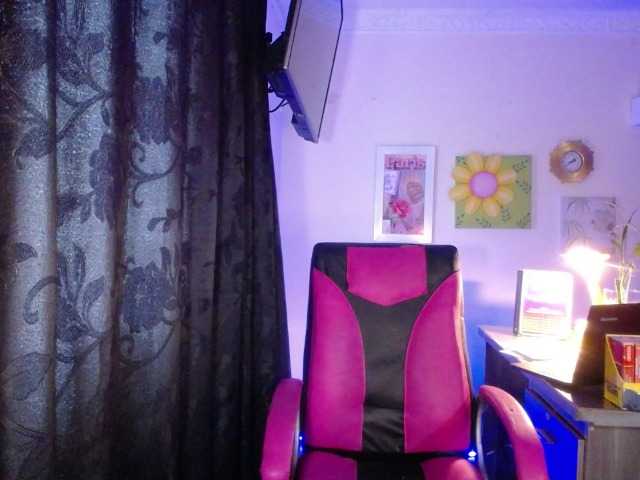 danielle-rose live cam on BongaCams