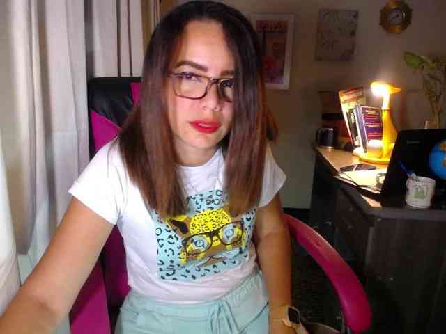 danielle-rose webcam