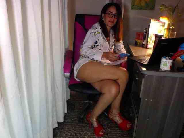 danielle-rose webcam