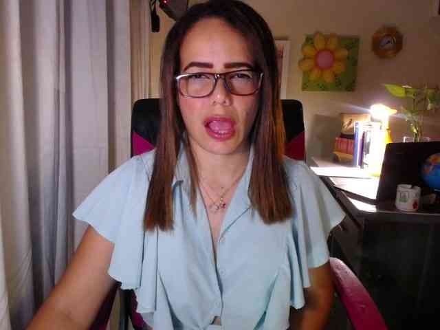danielle-rose webcam