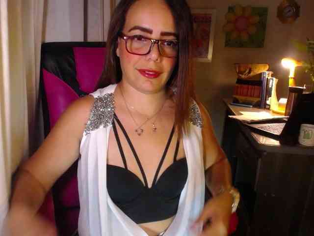 danielle-rose webcam