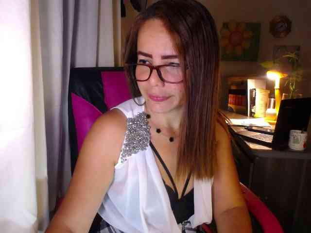 danielle-rose webcam