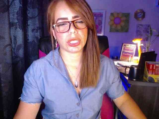 danielle-rose webcam