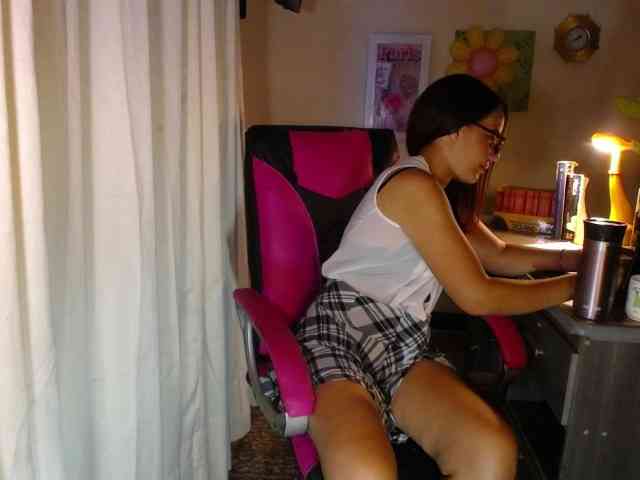 danielle-rose webcam