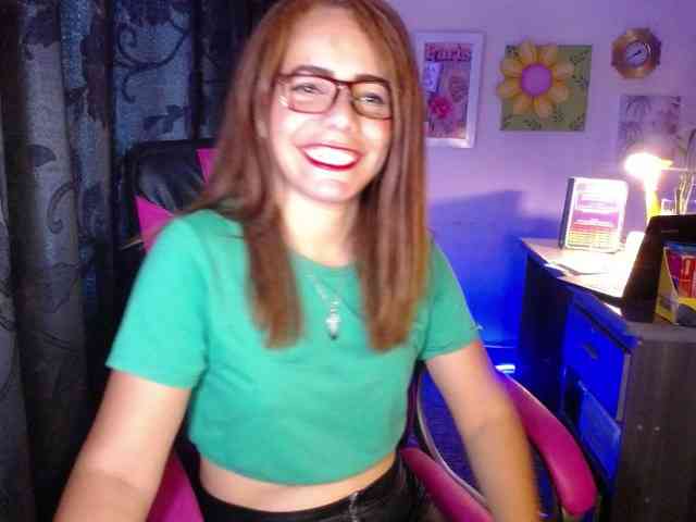 danielle-rose webcam