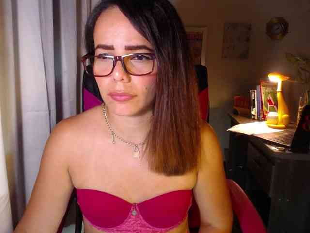 danielle-rose webcam