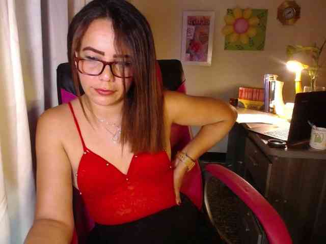 danielle-rose webcam
