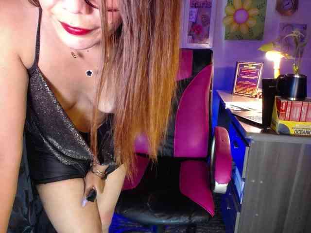 danielle-rose webcam