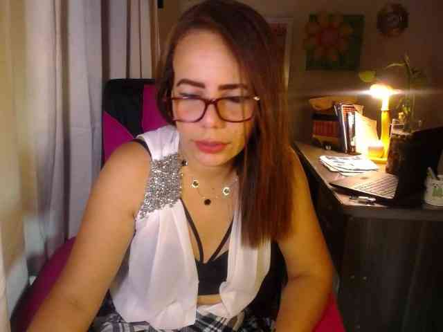 danielle-rose webcam