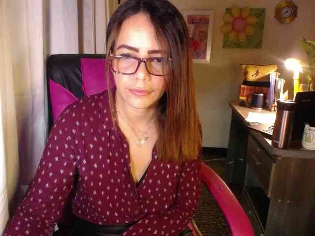 danielle-rose webcam