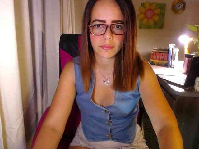 danielle-rose webcam