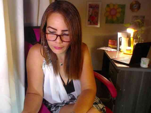 danielle-rose webcam