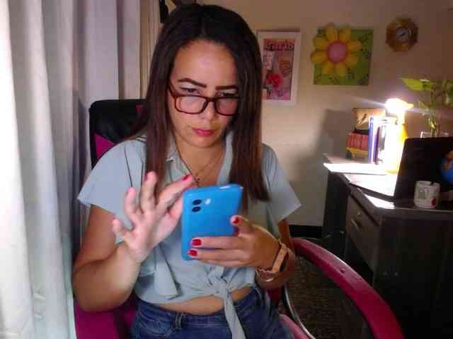 danielle-rose webcam