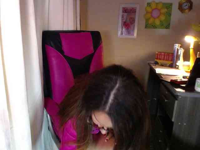 danielle-rose webcam