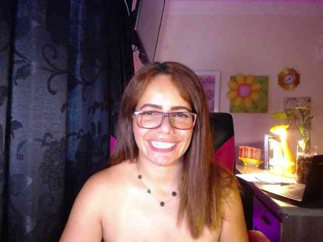 danielle-rose webcam
