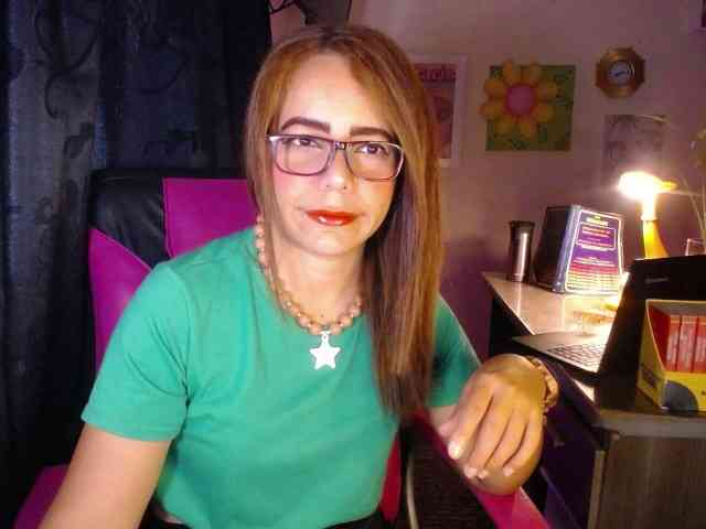 danielle-rose webcam