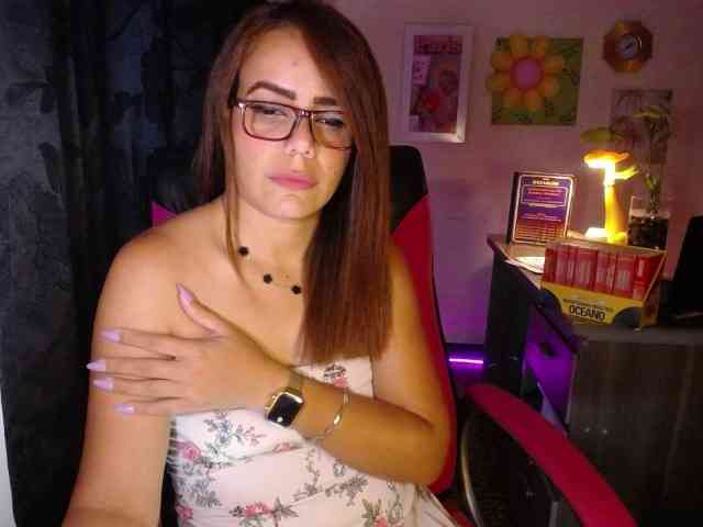 danielle-rose webcam