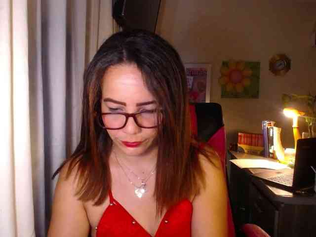 danielle-rose webcam