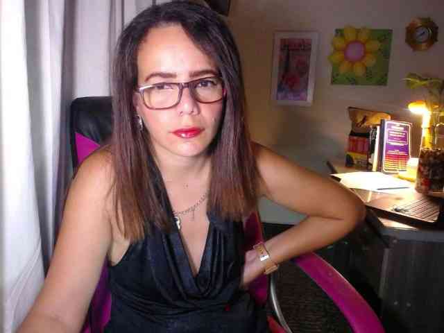 danielle-rose webcam