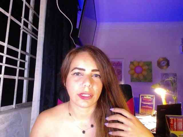 danielle-rose webcam