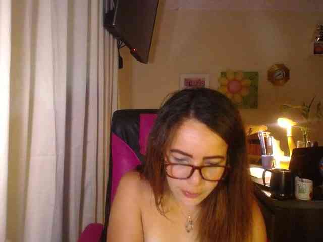 danielle-rose webcam