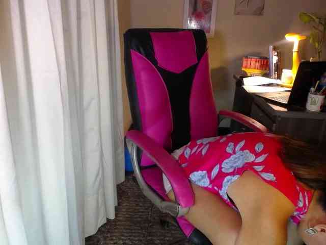 danielle-rose webcam