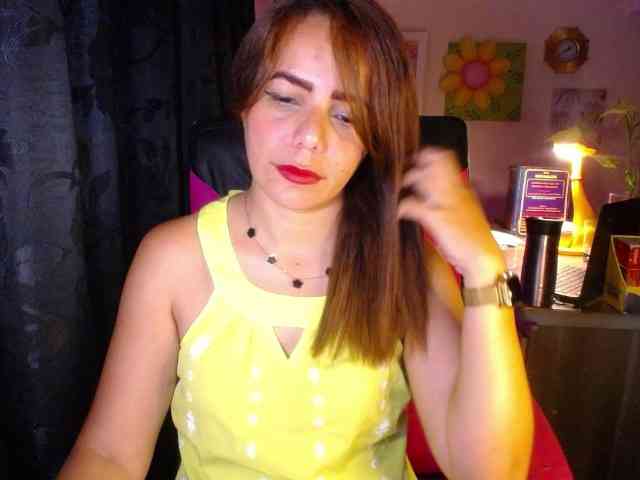 sexy striptease show Danielle-rose