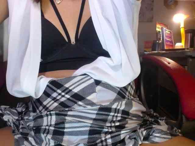 danielle-rose webcam