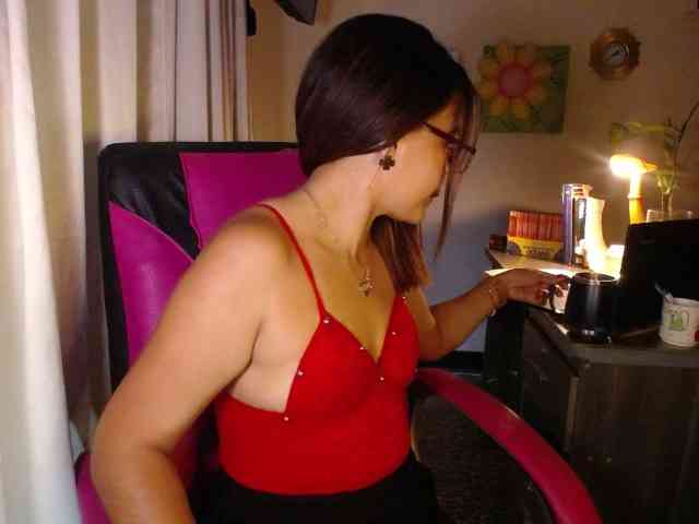 danielle-rose webcam