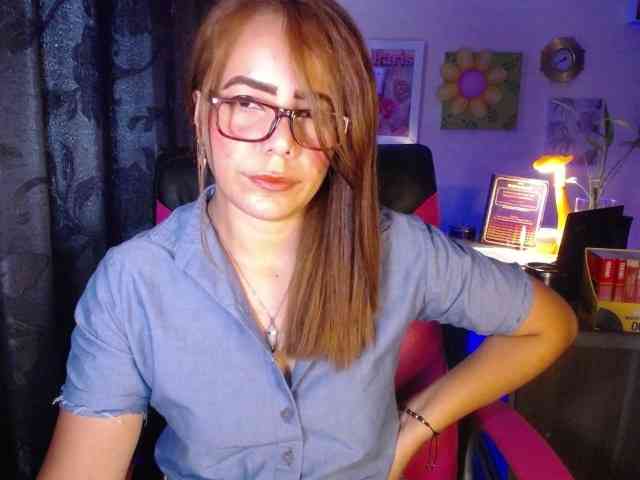 danielle-rose webcam